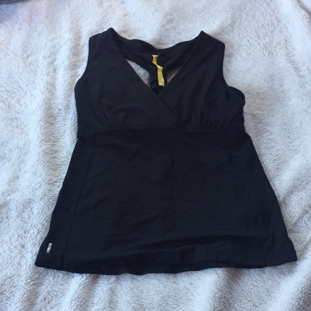 loLë Black adjustable racer back size med